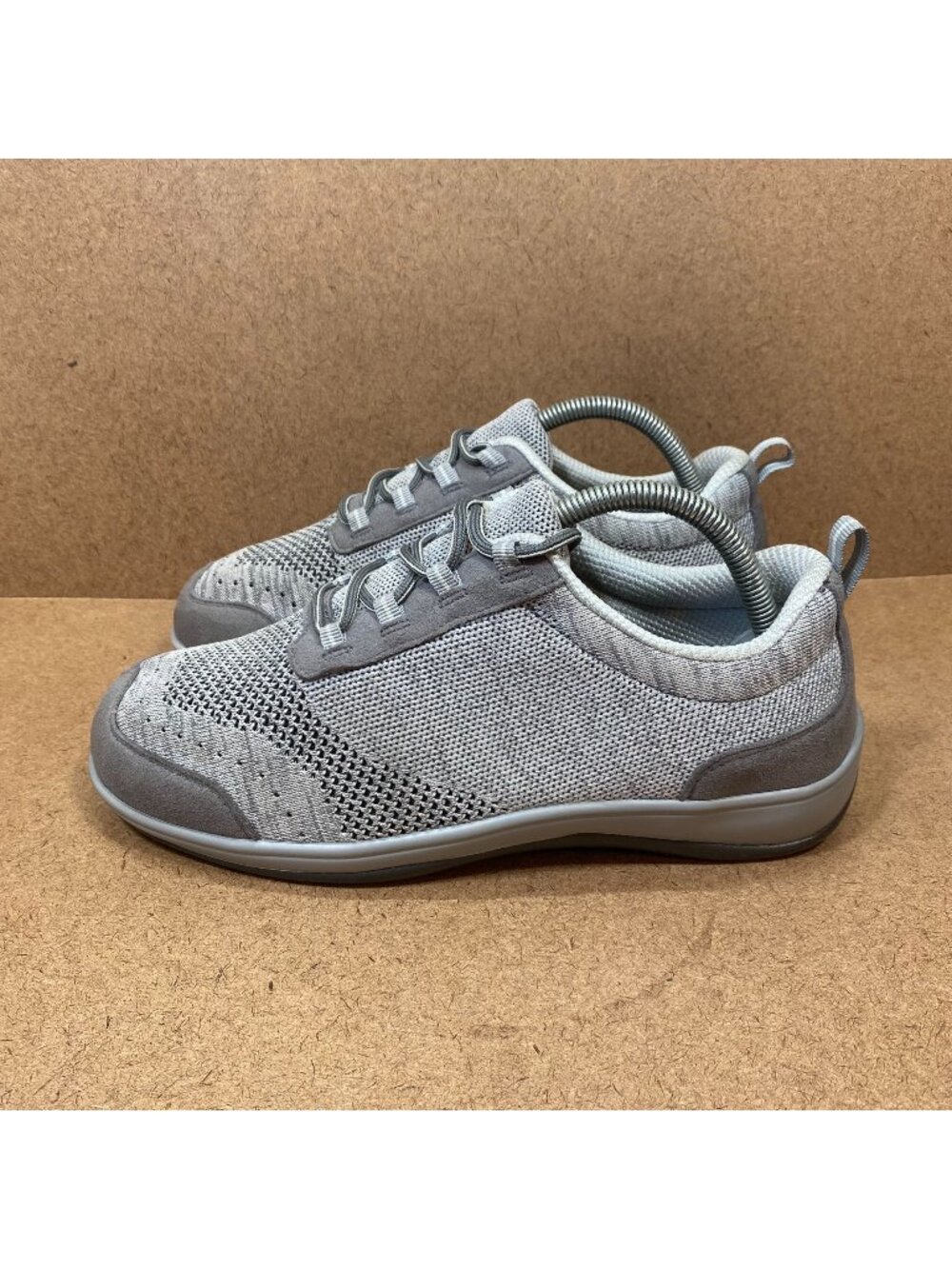 OrthoFeet Palma Stretch Womens Gray Orthotic X-Wide Size 9 2E Walking Sneakers